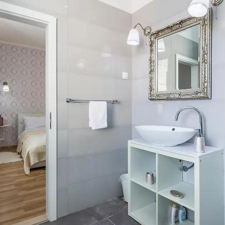 Captain Emo Апартаменти Пула