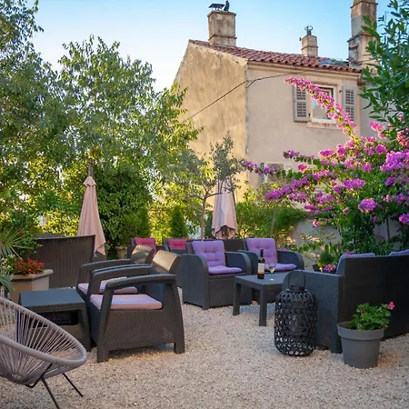 Captain Emo * プーラ