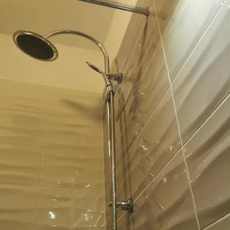 Апартаменти Captain Emo Пула