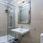 Captain Emo Apartment *