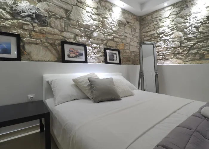 Apartman Captain Emo *